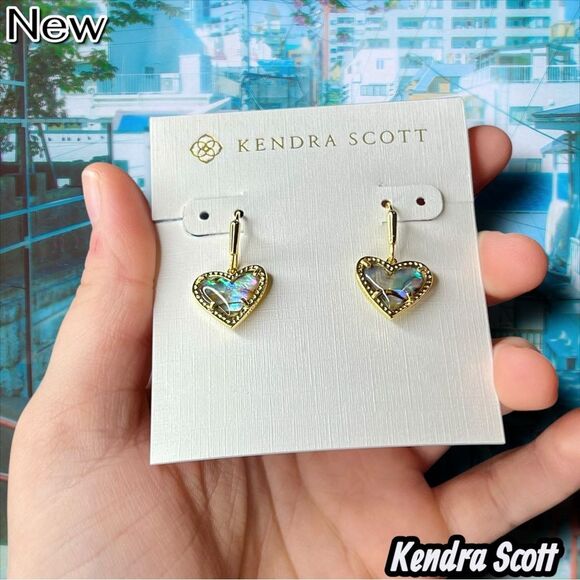 NEW Kendra Scott Ari Heart Drop Earrings – Abalone Shell & Gold - Picture 3 of 4